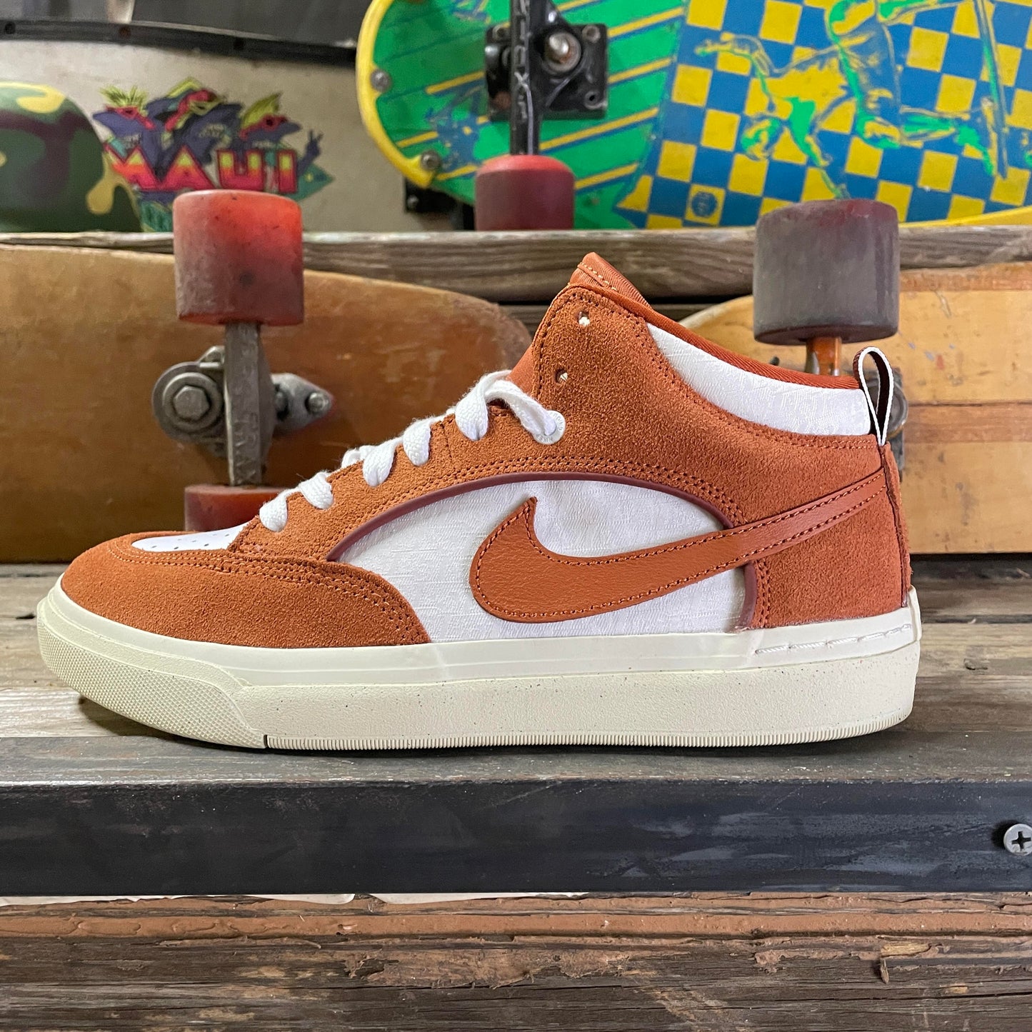 Nike SB React Leo Orange w/ Cream