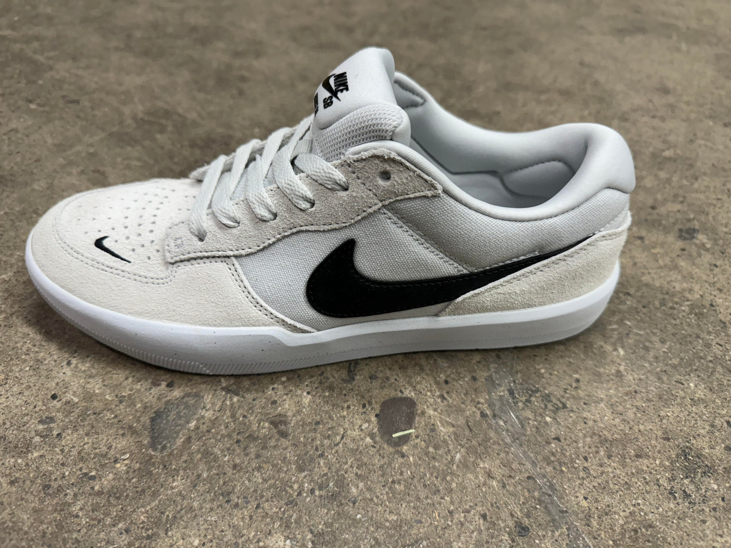 Nike SB Force 58 Skateboard Skate Shoes Photon Dust/Photon Dust/White/Black