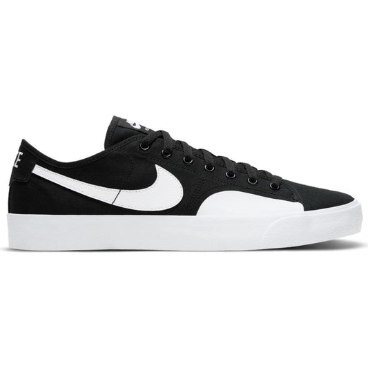 Nike SB BLZR Court (Black/White)