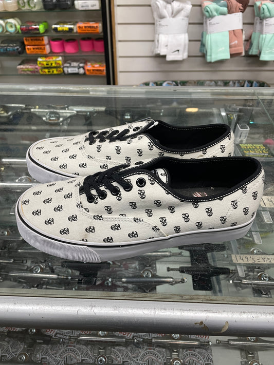 **Warehouse find** Draven Misfits skateboard shoes size 8