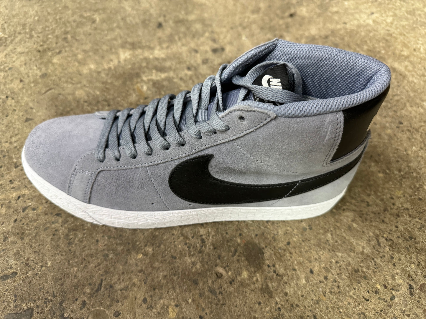 Nike SB High Top Blazer Grey skateboard Shoes Sneaker