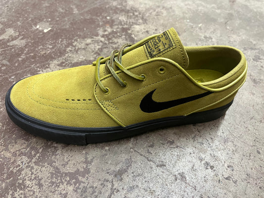 Nike SB Janoski OG Shoes Color: Pacific Moss/ Black