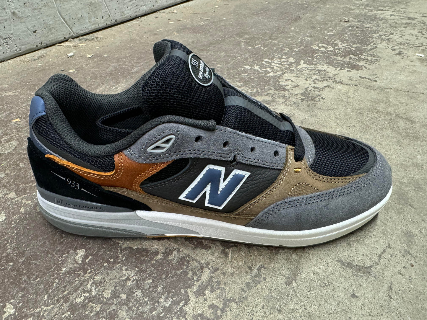 New Balance Andrew Reynolds 933 (Grey/Blue)